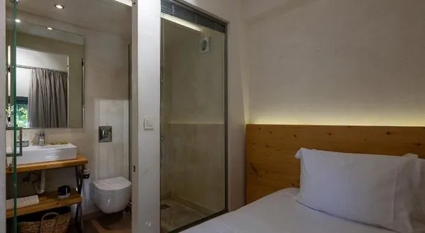 Panellinion Luxury Rooms