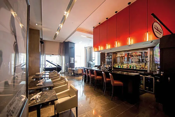 Pantages Hotel Downtown Toronto