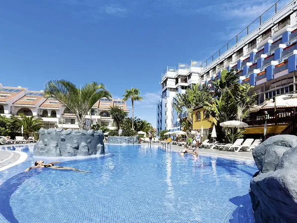 Paradise Park Fun Lifestyle Hotel