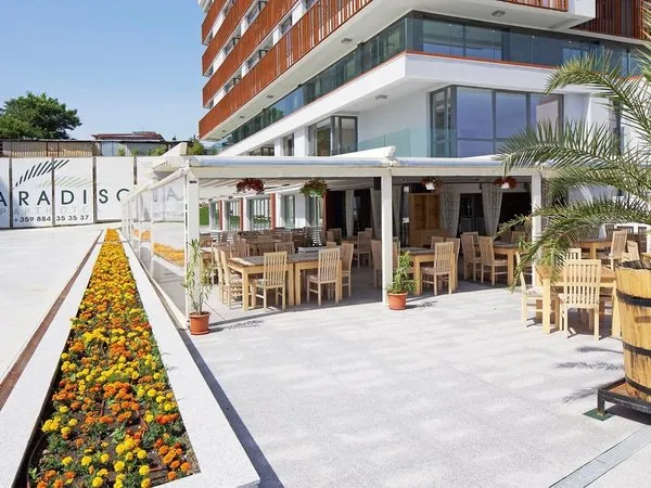 Paradiso Dreams Hotel