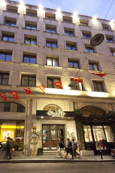 Pera Tulip Hotel