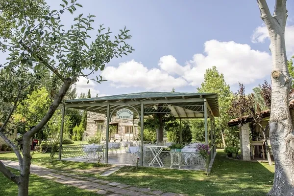 Petrino Eco-Village