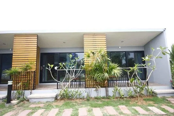 Phumi Resort