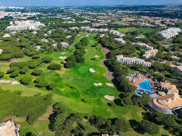 Pine Cliffs Village