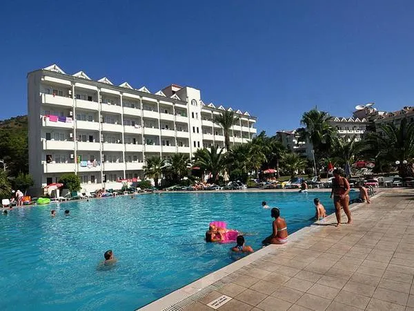 Pineta Club Hotel