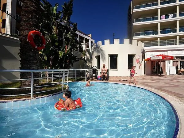 Pineta Park Deluxe Hotel