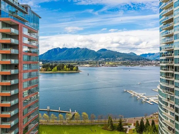 Pinnacle Hotel Vancouver Harbourfront