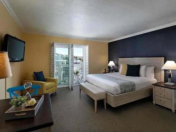 Pismo Lighthouse Suites