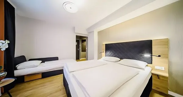 PLAZA INN Rieker Stuttgart Hauptbahnhof