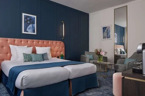 Pley Hotel