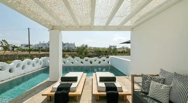 Portes Mykonos