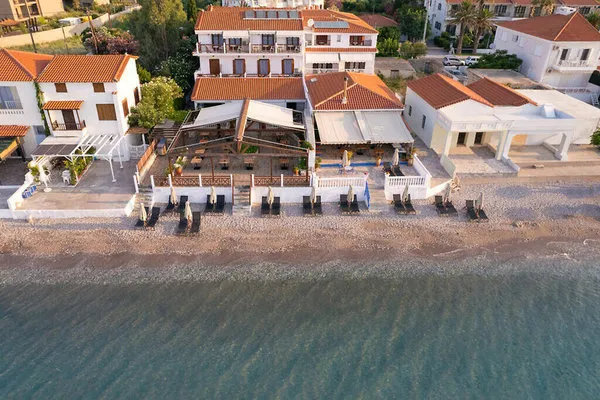 Potokaki Beachfront Hotel