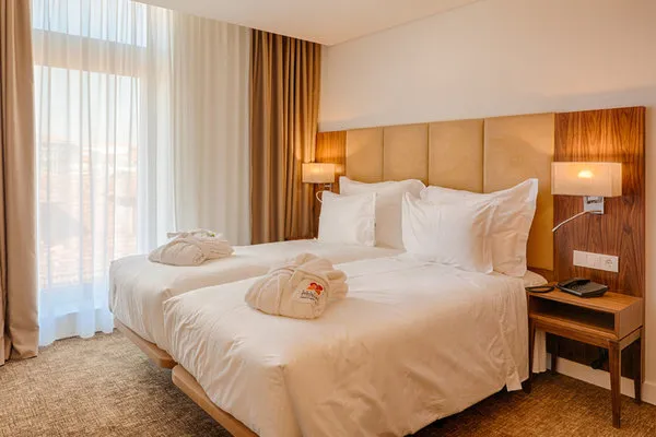 Premium Porto Downtown Hotel