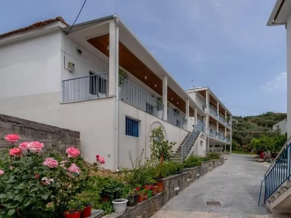 Pteleo Apartments