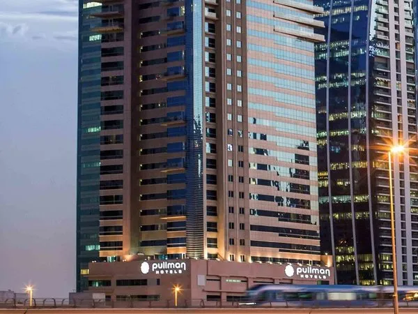 Pullman Dubai Jumeirah Lakes Towers - Hotel & Residence