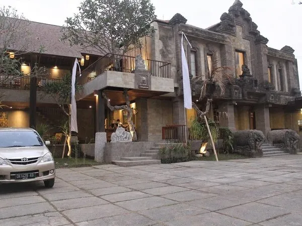 Purana Suite Ubud