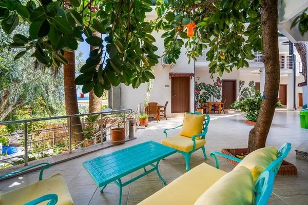 Pyara Hotel