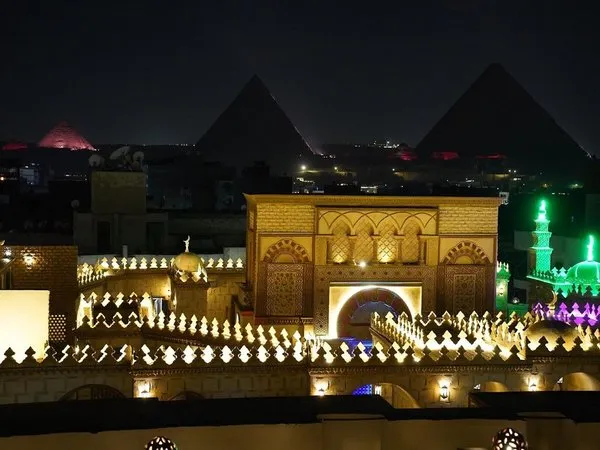 Pyramids Khan Hotel