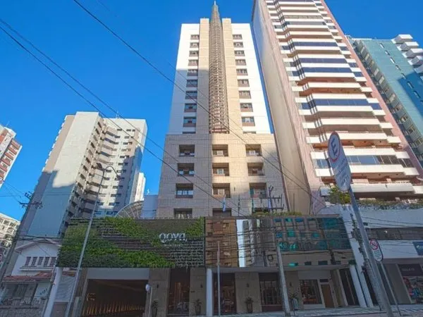 Qoya Hotel Curitiba, Curio Collection by Hilton
