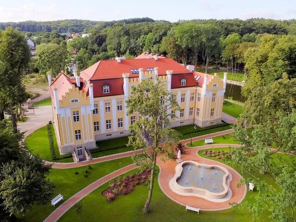 Quadrille Hotel & Spa