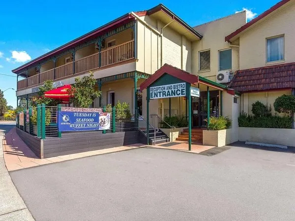 Quality Hotel Bayswater