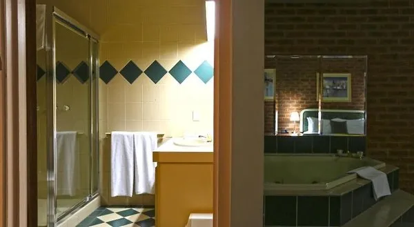 Quality Hotel Melbourne Airport