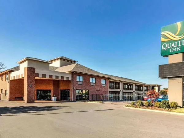 Quality Inn Airport I-240