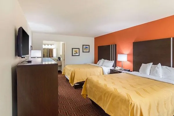 Quality Inn East