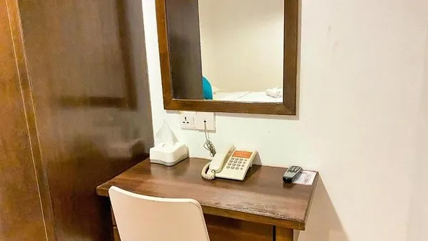Queenspark Hotel