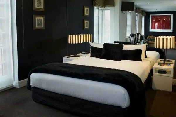 Quest East Melbourne
