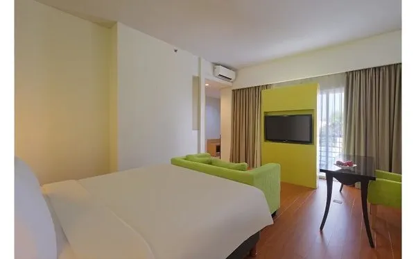 Quest Hotel Simpang Lima - Semarang