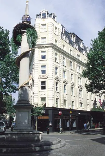 Radisson Blu Hotel, London Mercer Street
