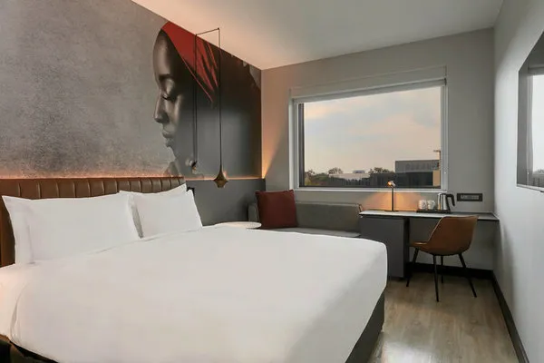 Radisson RED Johannesburg Rosebank