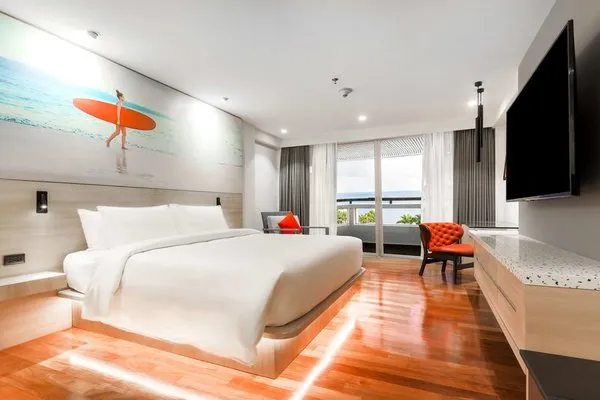 Radisson Red Phuket Patong Beach