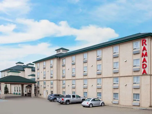 Ramada by Wyndham Red Deer Hotel & Suites
