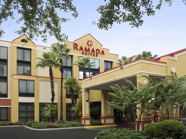 Ramada Suites Orlando Aiport