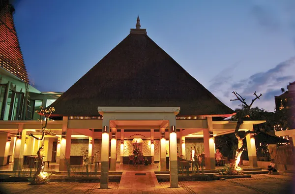 Ramayana Suites Kuta