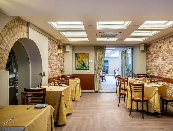 Ratonda Centrum Hotels
