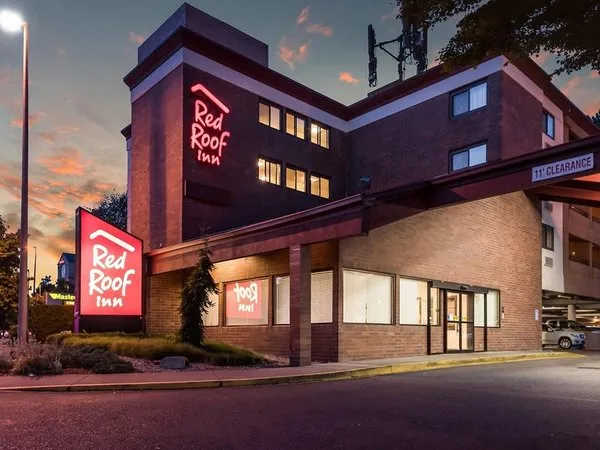 Red Roof Inn