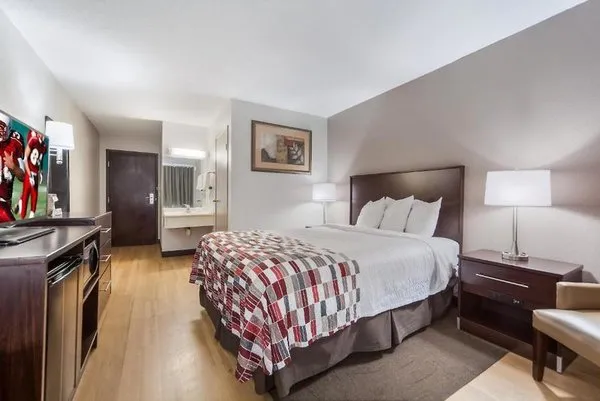Red Roof Inn Suites Council Bluffs