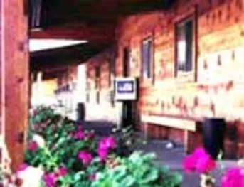 Red Stone Inn