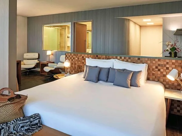 Regency Barra Hotel