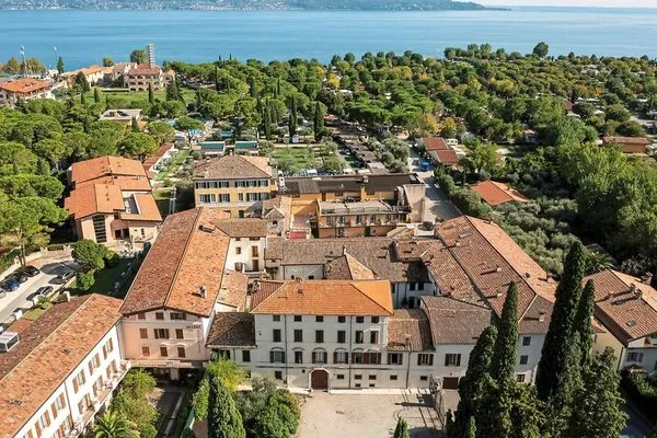 Regina del Garda Suite