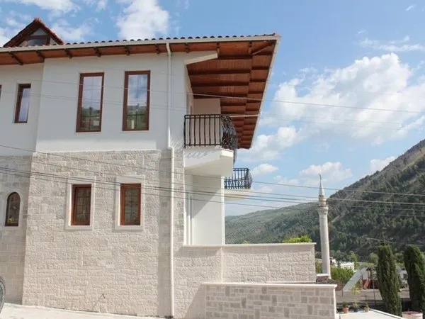 Rezidenca Desaret