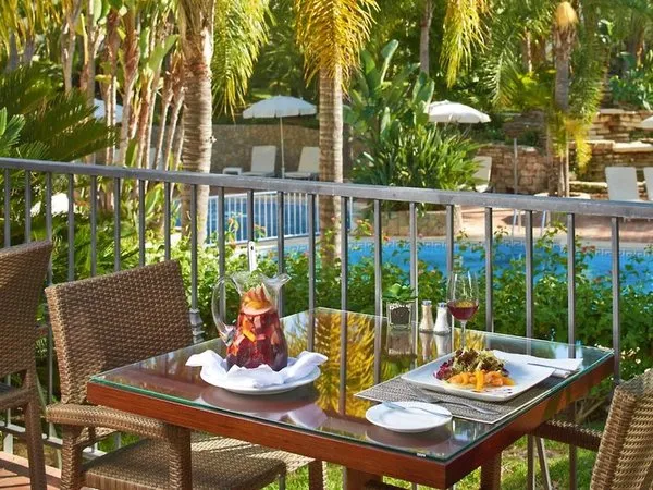 Ria Park Garden Hotel