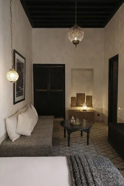 Riad Azzouna 13