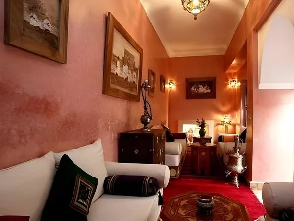 Riad Julia