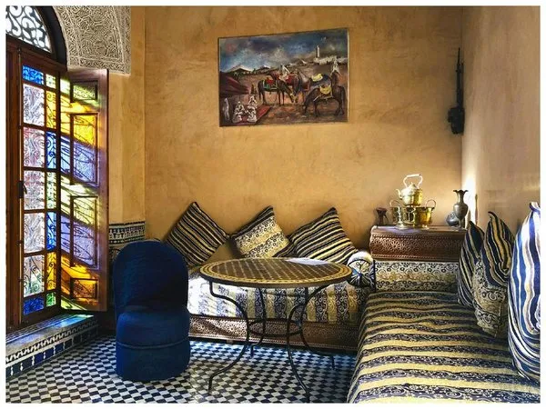 Riad Layalina