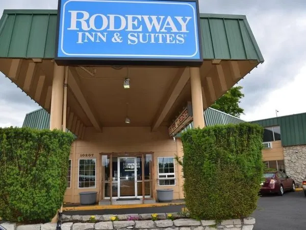 Rodeway Inn & Suites
