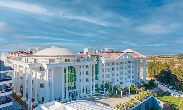 Roma Beach Resort & Spa